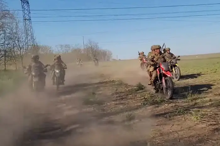 Сформовано першу в ЗСУ штурмову мотоциклетну роту (відео)