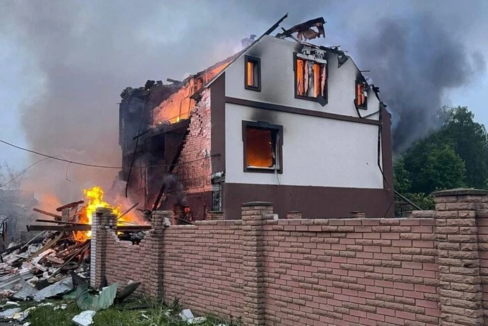 W wyniku nocnego rosyjskiego ataku na Kijowszczyznę są ofiary
