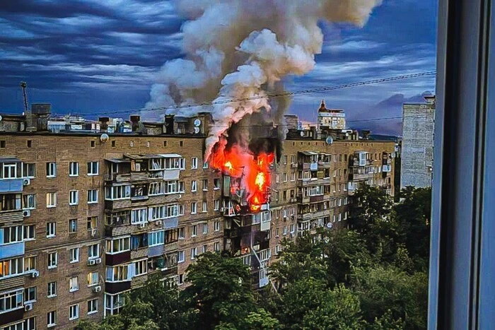 ДСНС показала наслідки ворожого удару по Харкову