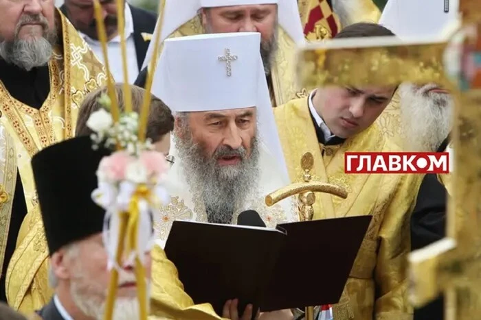 Ломаченко взявся цитувати Біблію через російський паспорт Онуфрія