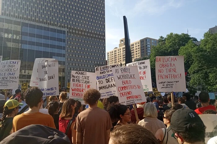 Florida Governor allows drivers to hit protesters