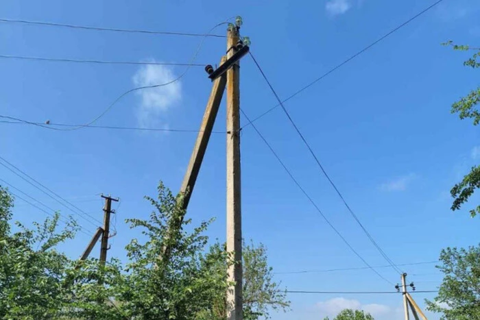 За день ДТЕК повернув світло понад 76 тисячам родин після обстрілів