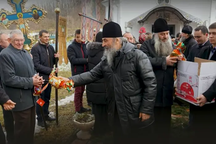 Прибыл на храм вертолетом и пел в хоре: что говорят о митрополите Онуфрии в его родном селе