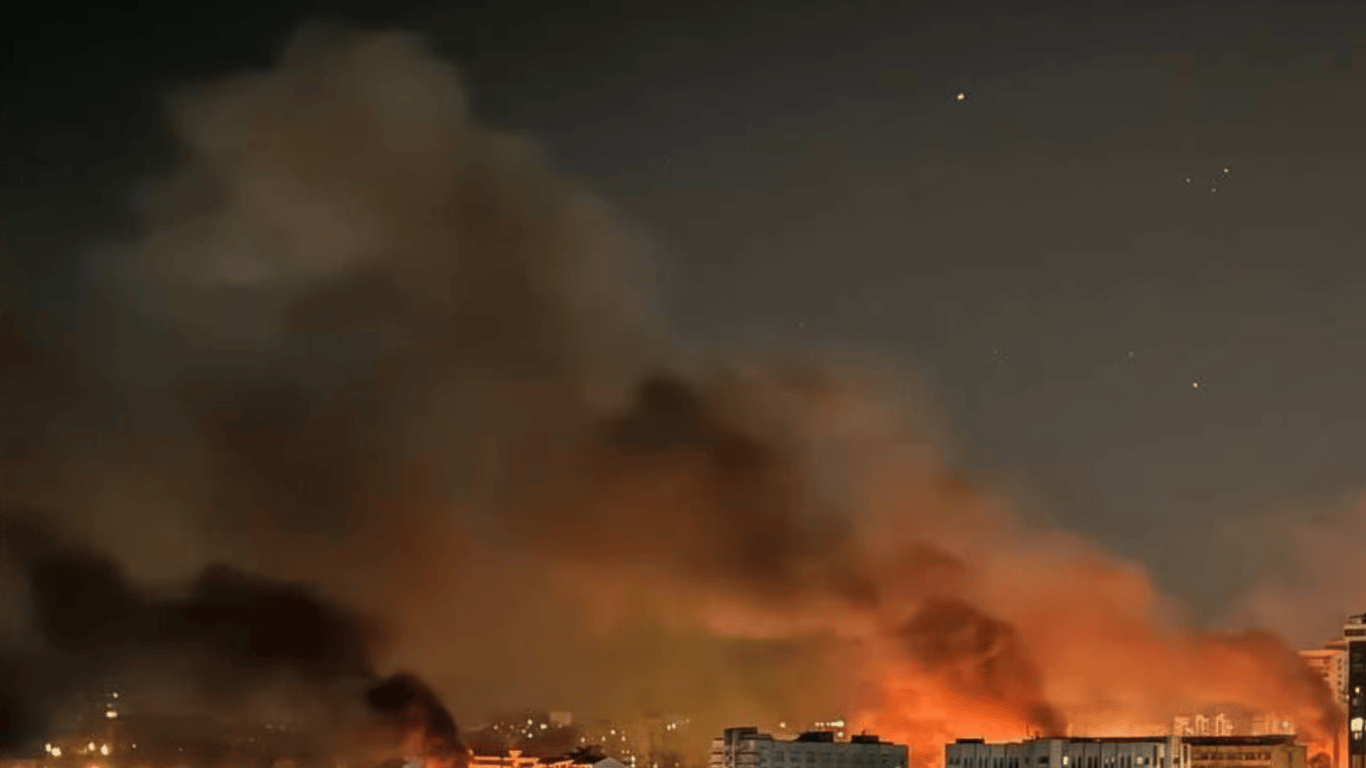 Powerful explosions heard in Mykolaiv