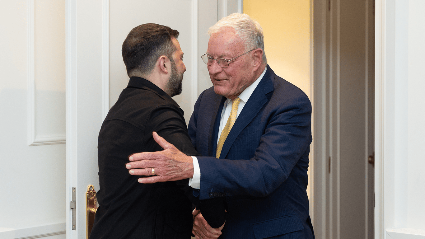 Waffen und Sanktionen — Selenskyj enthüllte Details des Gesprächs mit Kellogg