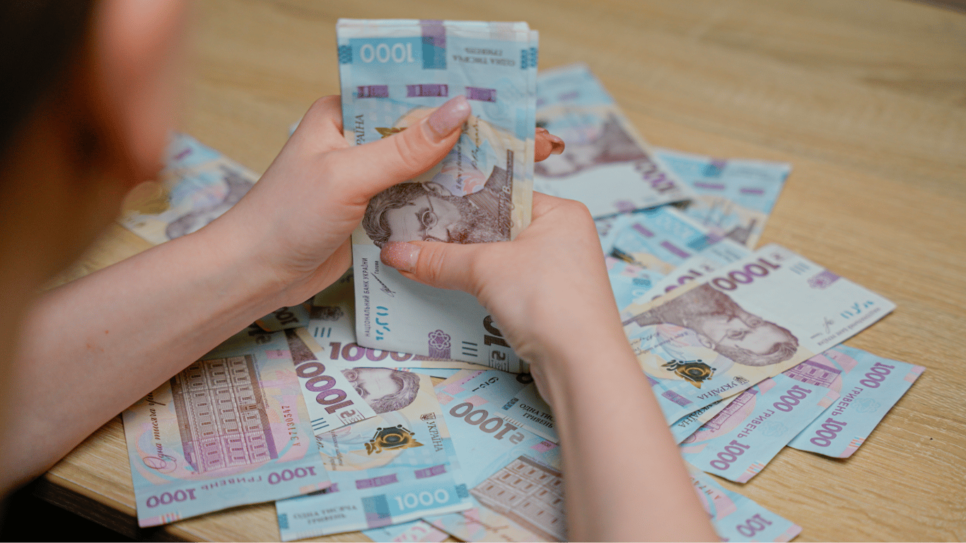 Specjalne emerytury na Ukrainie — ile państwo płaci 