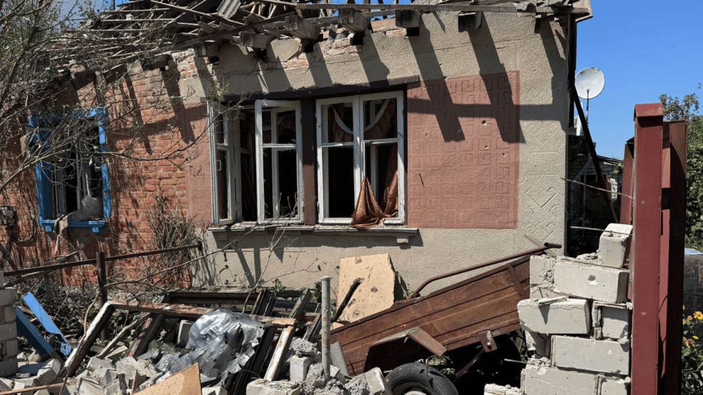 РФ вбила людину на Харківщині — фото наслідків атаки