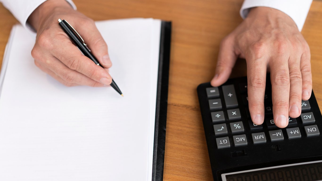 Tax on Selling the First Apartment — What Determines the Amount