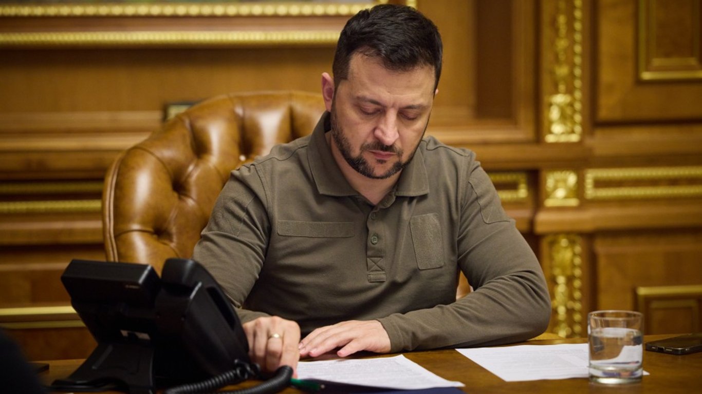 Zelensky signed a law to enhance penalties for corruption